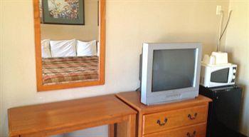 Deluxe Inn לאוטון מראה חיצוני תמונה
